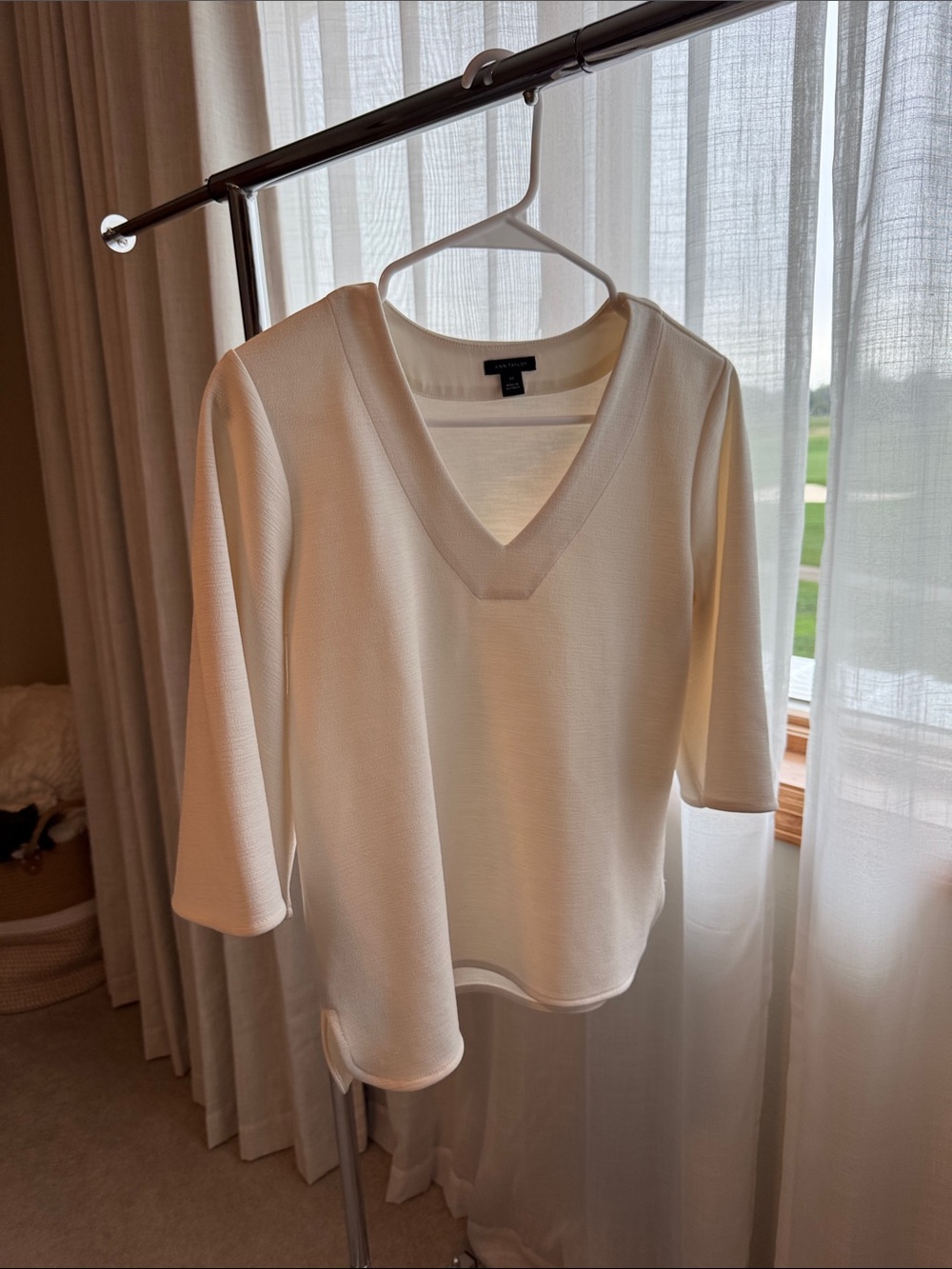White V-Neck Three-Quarter Sleeve Top